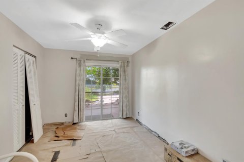 Casa en alquiler en Boynton Beach, Florida, 4 dormitorios, 110.55 m2 № 2270061 - foto 19