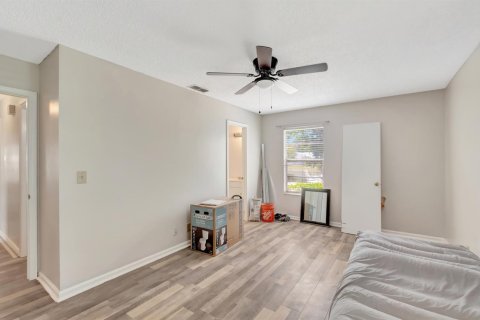 Casa en alquiler en Boynton Beach, Florida, 4 dormitorios, 110.55 m2 № 2270061 - foto 13