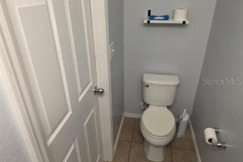 Townhouse in Riverview, Florida 2 bedrooms, 118.91 sq.m. № 2214644 - photo 18