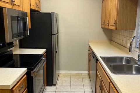 Купить кондоминиум в Таварес, Флорида 3 комнаты, 85.28м2, № 2218935 - фото 6