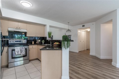 Copropriété à louer à West Palm Beach, Floride: 2 chambres, 98.48 m2 № 2024766 - photo 3