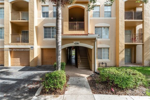 Copropriété à louer à West Palm Beach, Floride: 2 chambres, 98.48 m2 № 2024766 - photo 24