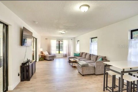 Casa en venta en Winter Haven, Florida, 3 dormitorios, 160.35 m2 № 1550550 - foto 8