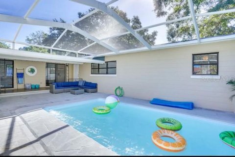 Casa en venta en Winter Haven, Florida, 3 dormitorios, 160.35 m2 № 1550550 - foto 2