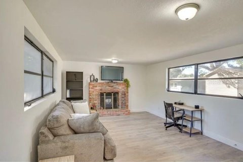Casa en venta en Winter Haven, Florida, 3 dormitorios, 160.35 m2 № 1550550 - foto 17