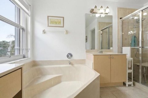 Купить виллу или дом в Мирамар, Флорида 4 спальни, 231.42м2, № 2024248 - фото 21