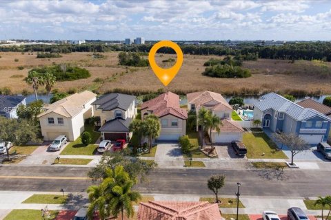 Купить виллу или дом в Мирамар, Флорида 4 спальни, 231.42м2, № 2024248 - фото 30