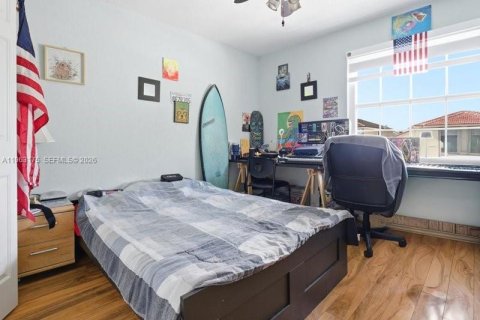 Купить виллу или дом в Мирамар, Флорида 4 спальни, 231.42м2, № 2024248 - фото 18