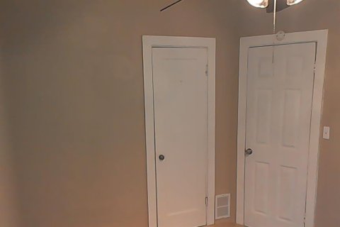 Casa en alquiler en Saint Petersburg, Florida, 2 dormitorios, 62.43 m2 № 1849593 - foto 12