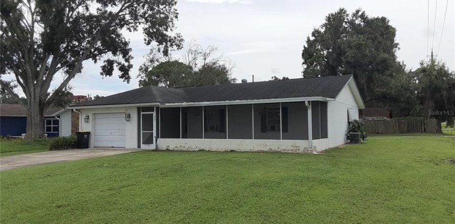 House in Lakeland, Florida 3 bedrooms, 123.1 sq.m. № 1912949
