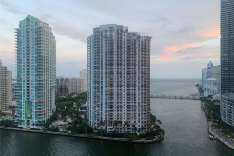 Снять в аренду кондоминиум в Майами, Флорида 2 спальни, 101.36м2, № 2034887 - фото 6