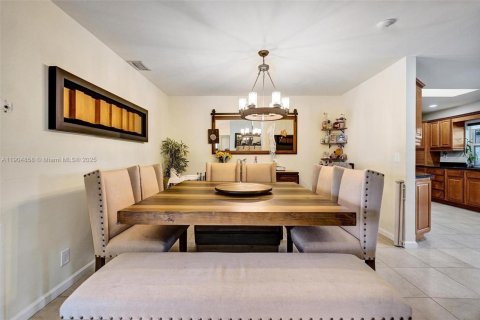 Villa ou maison à vendre à Plantation, Floride: 4 chambres, 220.36 m2 № 1956305 - photo 8