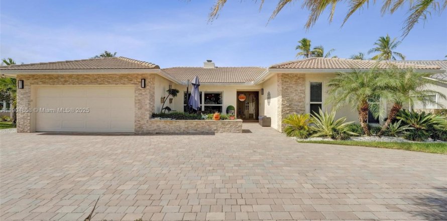 Villa ou maison à Plantation, Floride 4 chambres, 220.36 m2 № 1956305