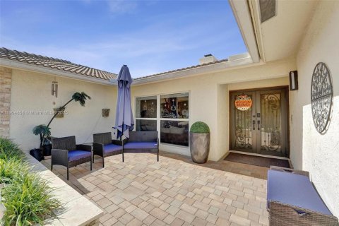 Villa ou maison à vendre à Plantation, Floride: 4 chambres, 220.36 m2 № 1956305 - photo 3