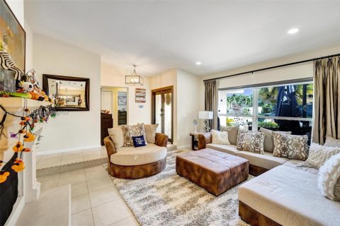 Villa ou maison à vendre à Plantation, Floride: 4 chambres, 220.36 m2 № 1956305 - photo 7