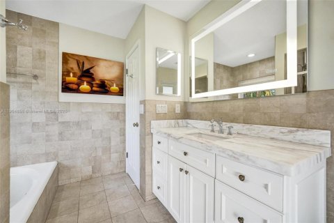 Villa ou maison à vendre à Plantation, Floride: 4 chambres, 220.36 m2 № 1956305 - photo 20