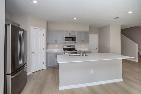 Casa en venta en Zephyrhills, Florida, 4 dormitorios, 189.43 m2 № 1789059 - foto 6