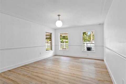 Villa ou maison à vendre à Sarasota, Floride: 3 chambres, 196.58 m2 № 2404370 - photo 19