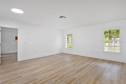 Villa ou maison à vendre à Sarasota, Floride: 3 chambres, 196.58 m2 № 2404370 - photo 21