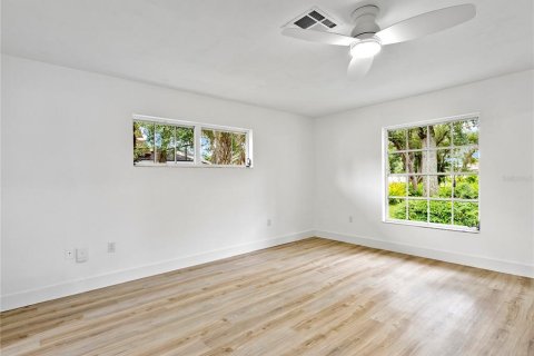 Villa ou maison à vendre à Sarasota, Floride: 3 chambres, 196.58 m2 № 2404370 - photo 24