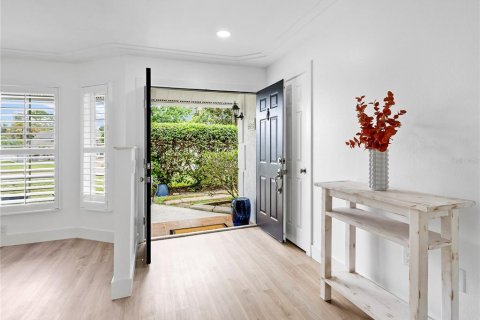Villa ou maison à vendre à Sarasota, Floride: 3 chambres, 196.58 m2 № 2404370 - photo 7