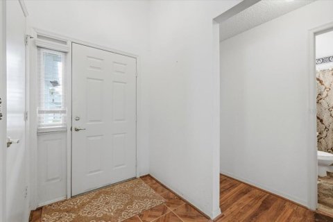 House in Winter Haven, Florida 3 bedrooms, 116.31 sq.m. № 2156070 - photo 5