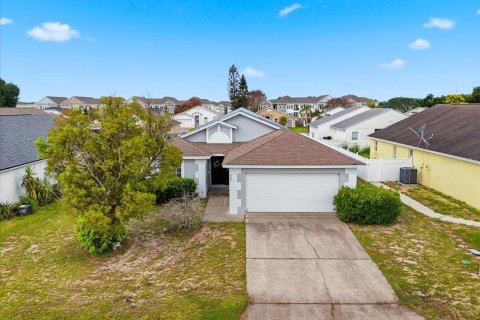 House in Winter Haven, Florida 3 bedrooms, 116.31 sq.m. № 2156070 - photo 30