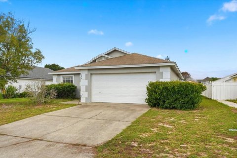 House in Winter Haven, Florida 3 bedrooms, 116.31 sq.m. № 2156070 - photo 3