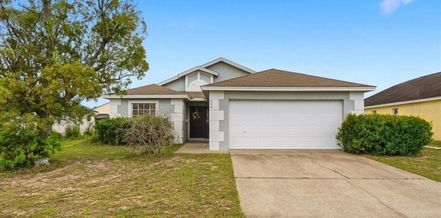 House in Winter Haven, Florida 3 bedrooms, 116.31 sq.m. № 2156070