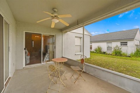 House in Winter Haven, Florida 3 bedrooms, 116.31 sq.m. № 2156070 - photo 24