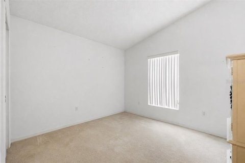 House in Winter Haven, Florida 3 bedrooms, 116.31 sq.m. № 2156070 - photo 21