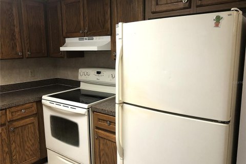 Condo in Orlando, Florida, 2 bedrooms № 2267399 - photo 4