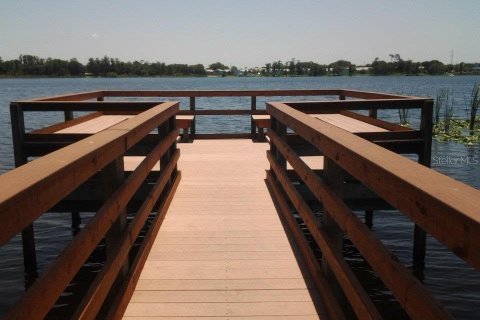 Condo in Orlando, Florida, 2 bedrooms № 2267399 - photo 20
