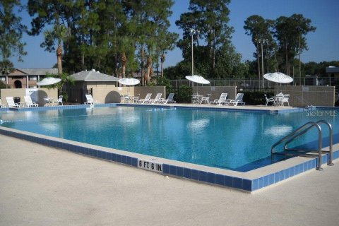 Condo in Orlando, Florida, 2 bedrooms № 2267399 - photo 17