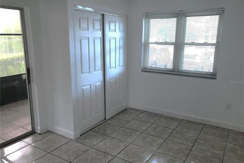 Condo in Orlando, Florida, 2 bedrooms № 2267399 - photo 8
