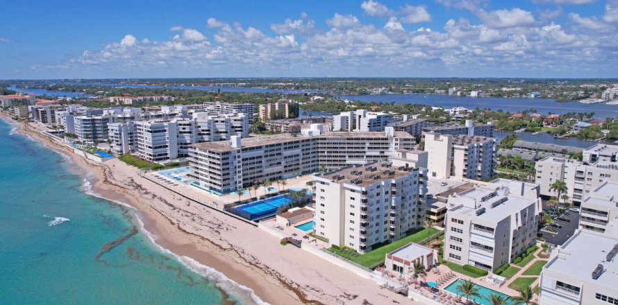 Condominio en South Palm Beach, Florida, 2 dormitorios № 1189858