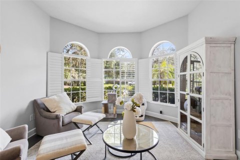 House in New Port Richey, Florida 6 bedrooms, 351.26 sq.m. № 2394092 - photo 14