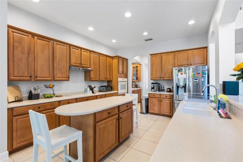 House in New Port Richey, Florida 6 bedrooms, 351.26 sq.m. № 2394092 - photo 29