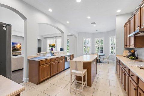 House in New Port Richey, Florida 6 bedrooms, 351.26 sq.m. № 2394092 - photo 21