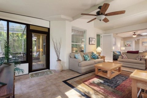 Villa ou maison à vendre à Kissimmee, Floride: 2 chambres, 171.68 m2 № 1515618 - photo 25
