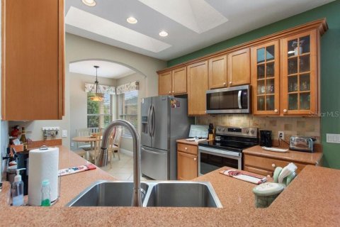 Villa ou maison à vendre à Kissimmee, Floride: 2 chambres, 171.68 m2 № 1515618 - photo 18
