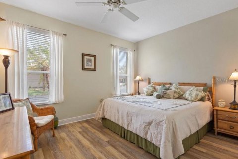 Villa ou maison à vendre à Kissimmee, Floride: 2 chambres, 171.68 m2 № 1515618 - photo 11