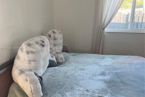 Casa en venta en Coconut Creek, Florida, 3 dormitorios, 162.11 m2 № 2033624 - foto 23