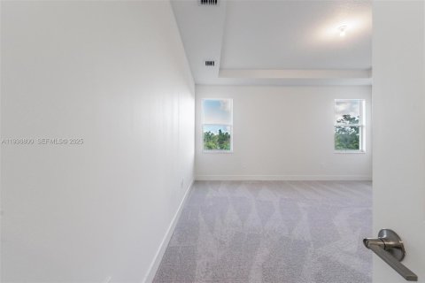 Casa en venta en Davie, Florida, 5 dormitorios, 343.55 m2 № 1994772 - foto 15