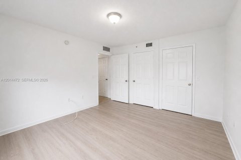 Condominio en alquiler en Homestead, Florida, 2 dormitorios, 83.61 m2 № 2076457 - foto 7