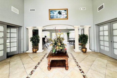 Condominio en alquiler en Homestead, Florida, 2 dormitorios, 83.61 m2 № 2076457 - foto 17
