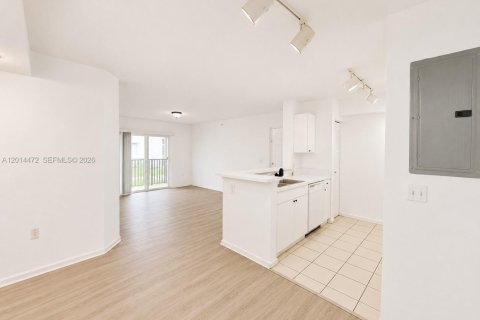Condominio en alquiler en Homestead, Florida, 2 dormitorios, 83.61 m2 № 2076457 - foto 3