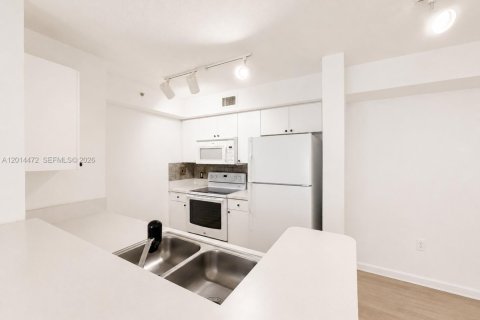 Condominio en alquiler en Homestead, Florida, 2 dormitorios, 83.61 m2 № 2076457 - foto 4