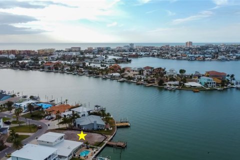 Terreno en venta en Redington Beach, Florida № 1561251 - foto 6