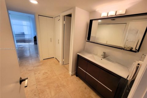 Condominio en venta en Aventura, Florida, 2 dormitorios, 121.98 m2 № 1952212 - foto 10